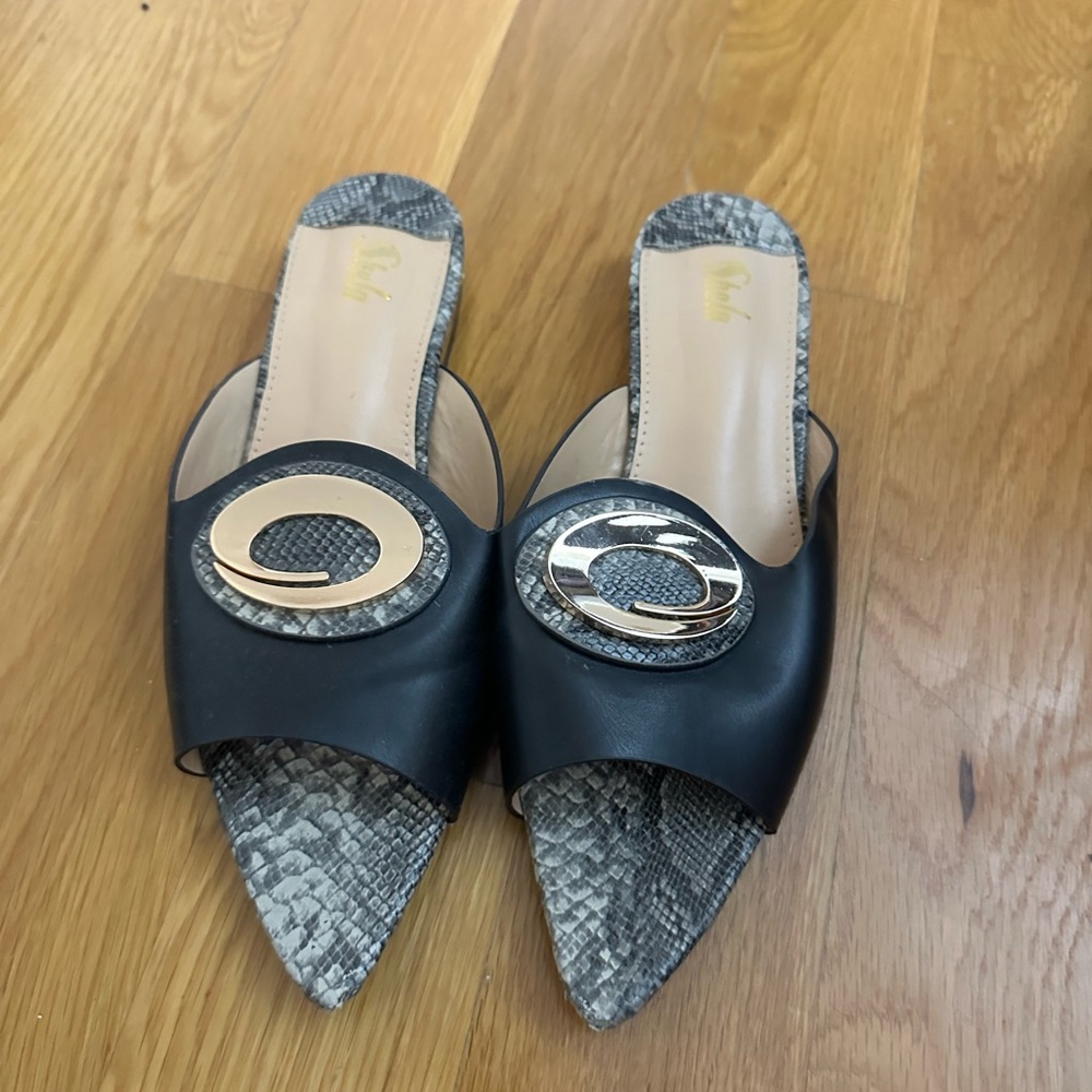 Black Snake pattern mules size 6.5